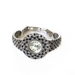 Siyah Taş İşlemeli Gümüş  Saat