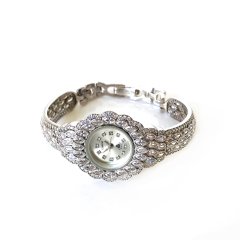 Taşlı Gümüş Saat