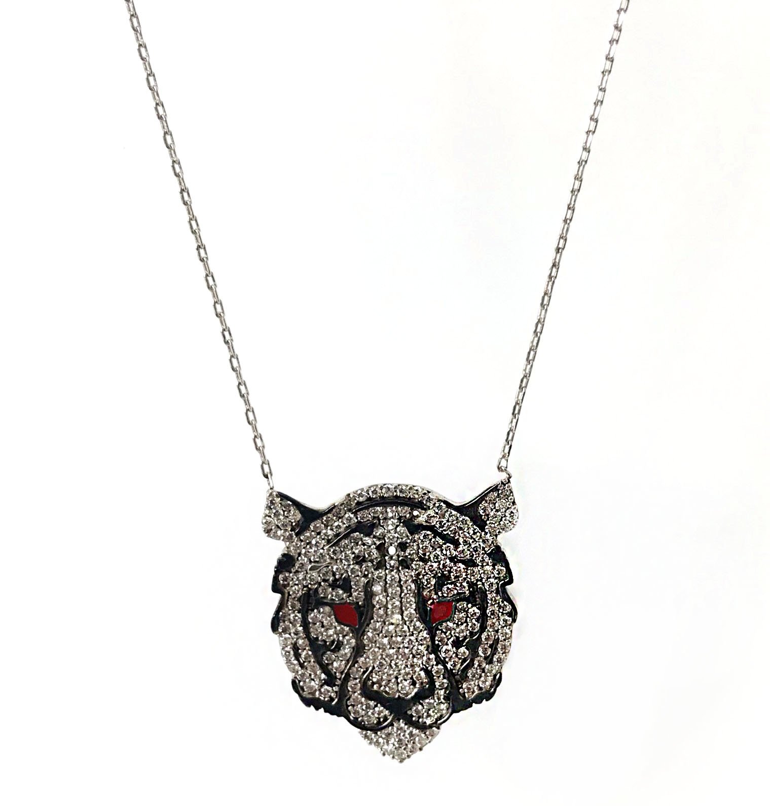 Kaplan Detaylı Taşlı Gümüş Kolye