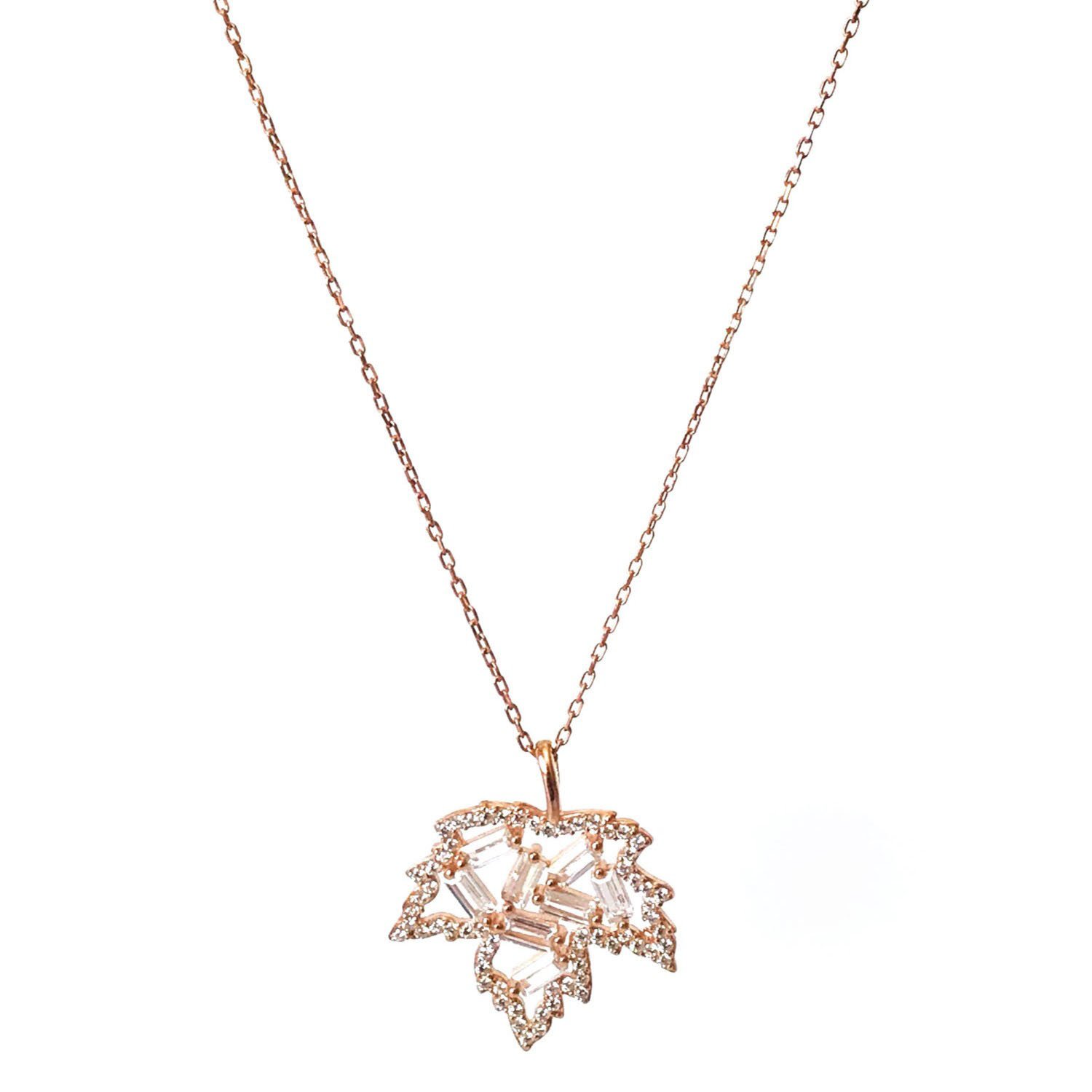 Yaprak Detaylı Gümüş Kolye