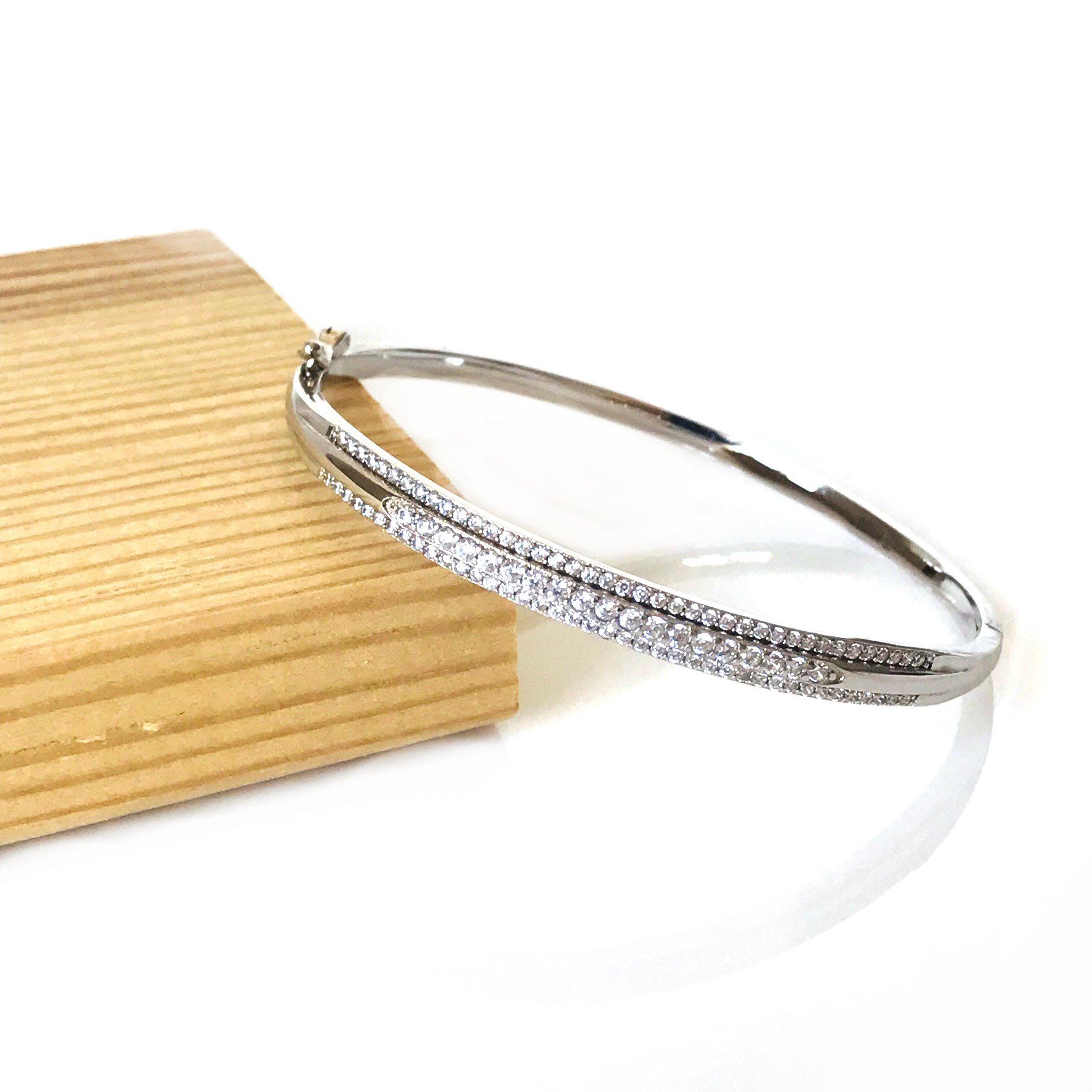 Taşlı Gümüş Bileklik