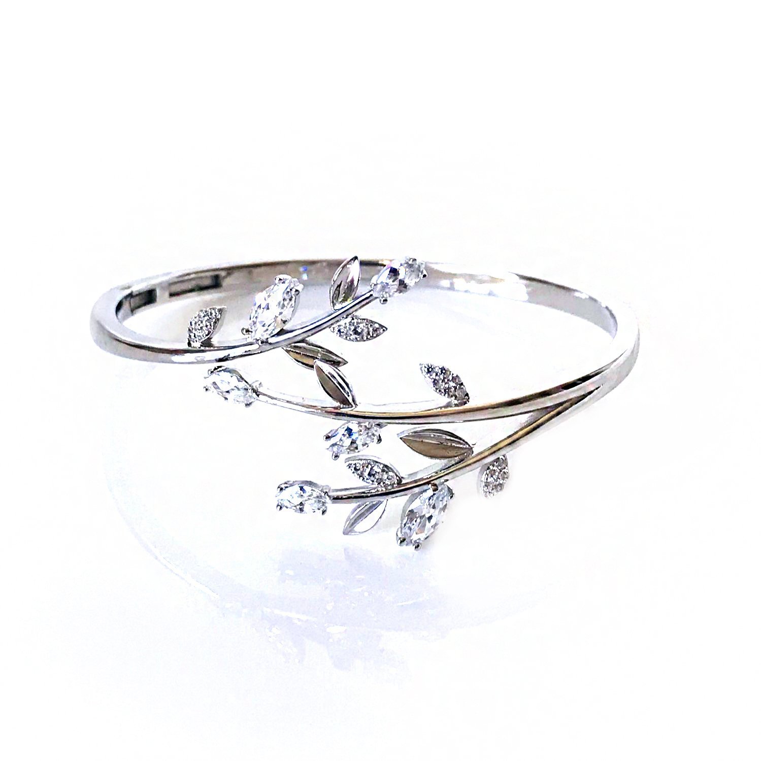 Taşlı Dal Detaylı Gümüş Bileklik