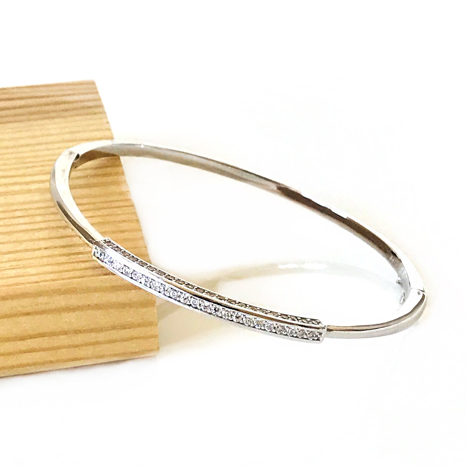 Taşlı Gümüş Bileklik