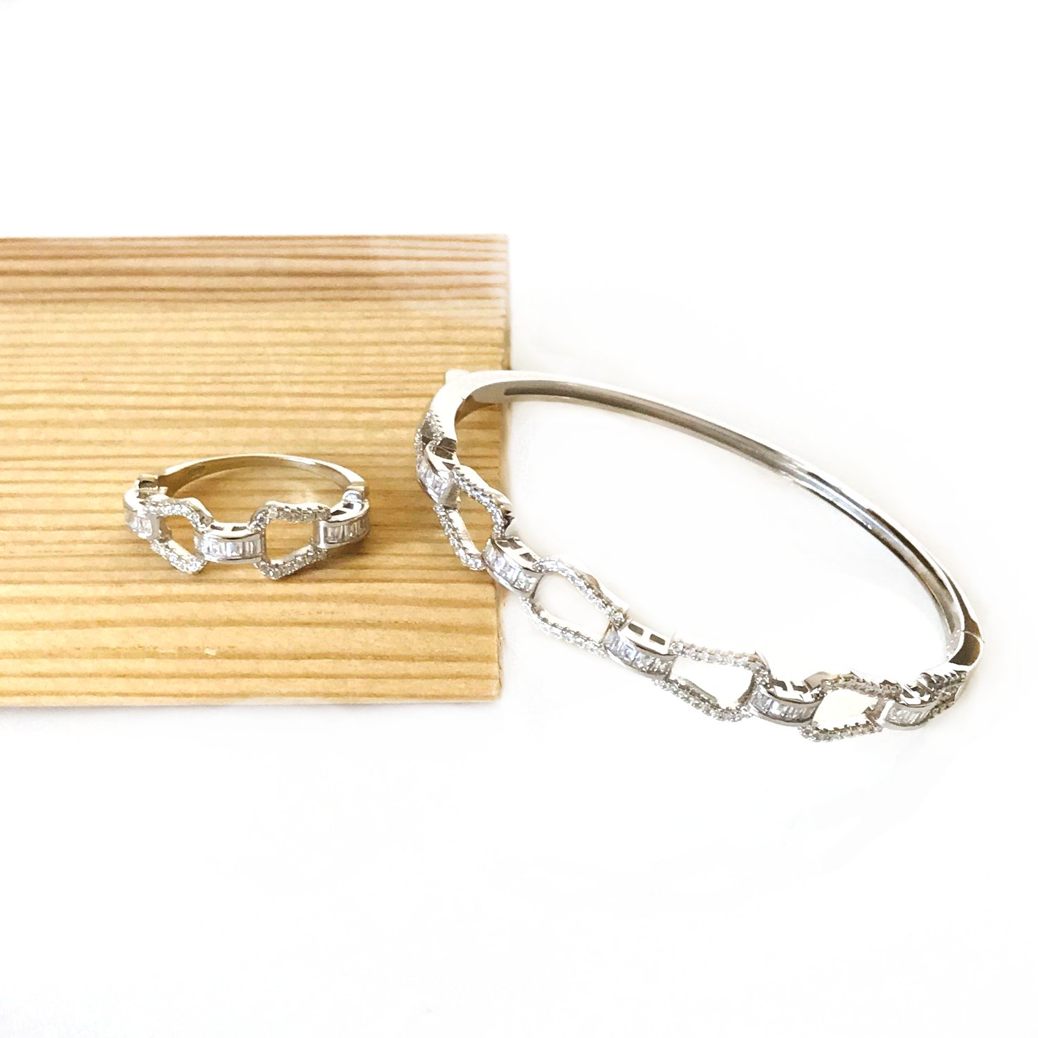 Taşlı Zincir Model Gümüş Bileklik Yüzük Set