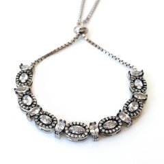 Montür Taşlı Asansörlü Gümüş Bileklik