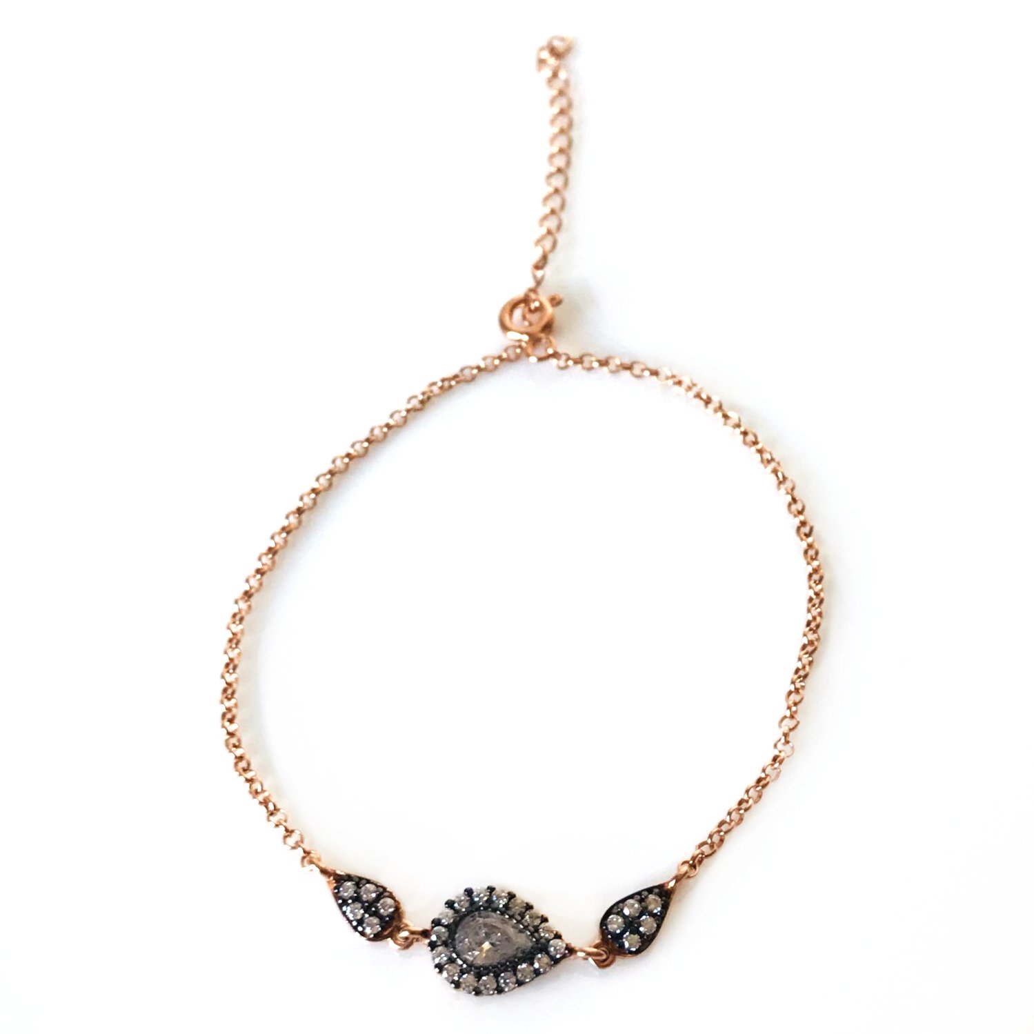 Montür Taşlı Damla Detaylı Gümüş Bileklik