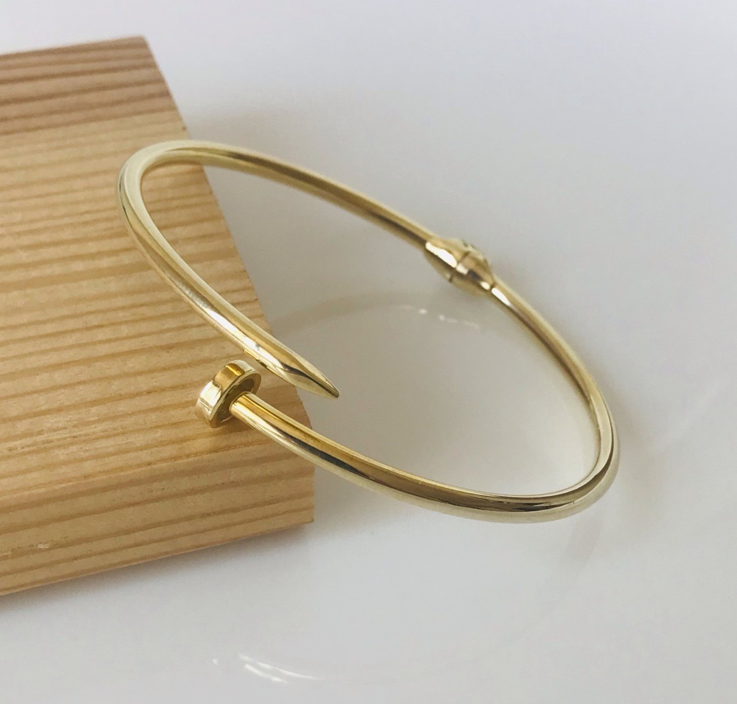 Gold Renk Gümüş Çivi Bileklik