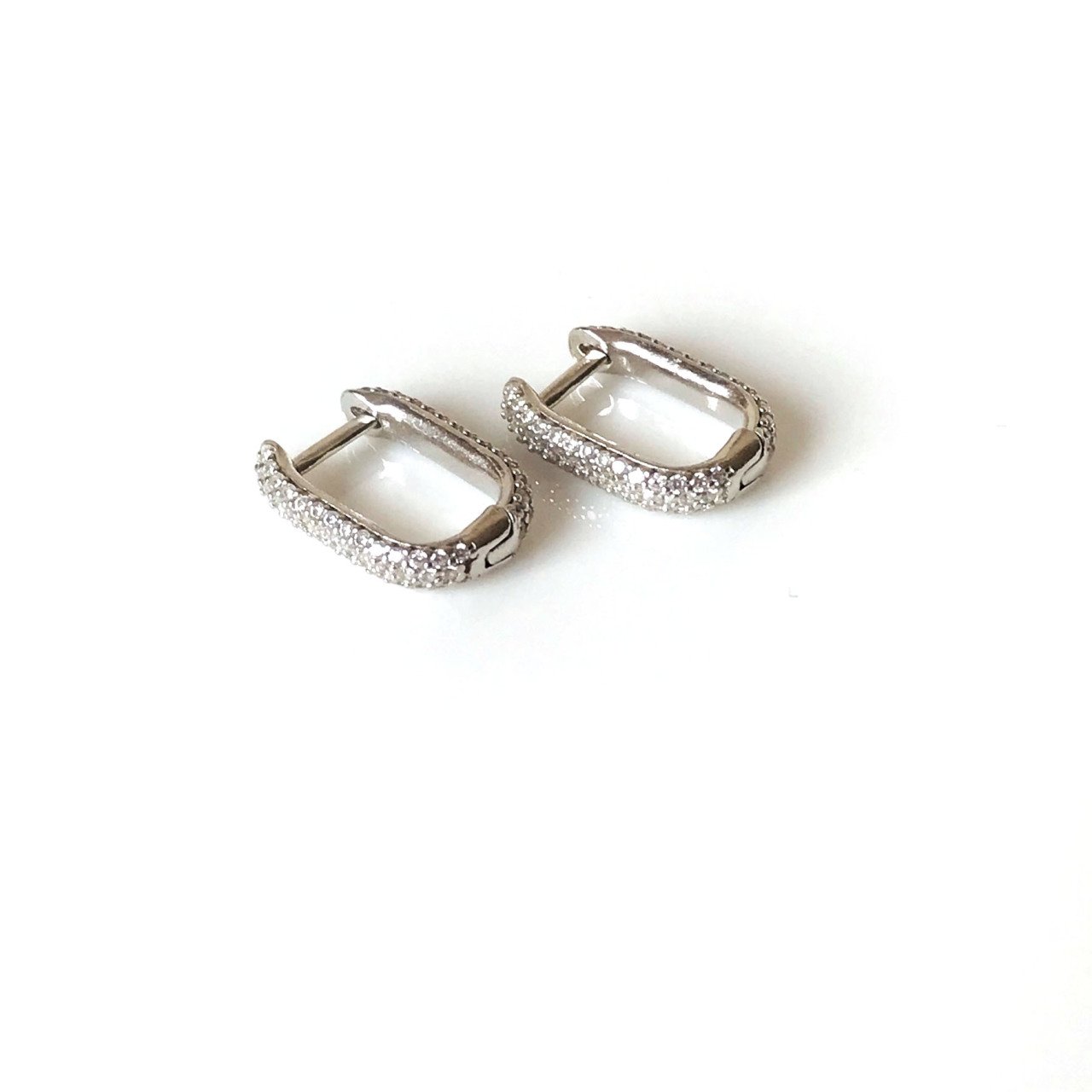 Taşlı Gümüş Küpe