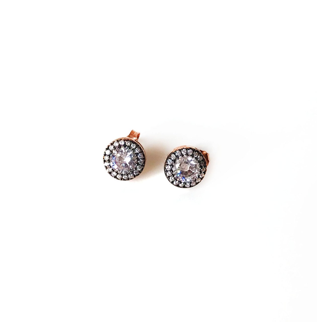 Oval Montür Tektaş Gümüş Küpe