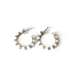 Beyaz Mineli Taşlı Gümüş Küpe