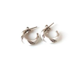 Taşlı Beyaz Mineli Gümüş Küpe