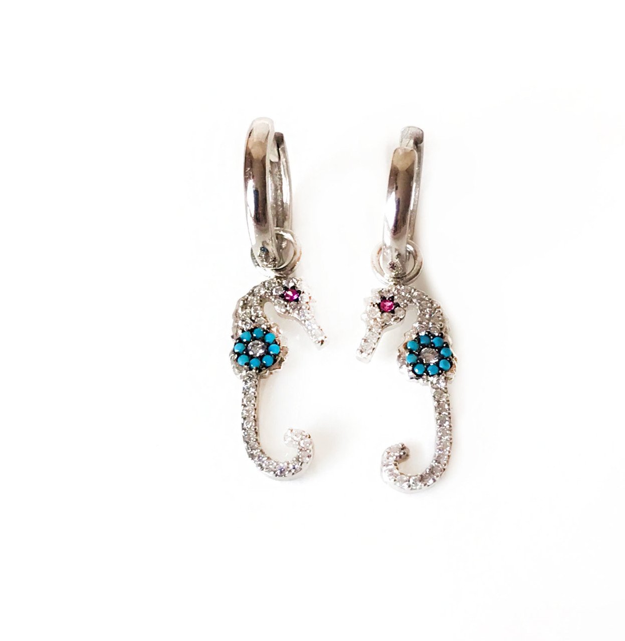 Deniz Atı Detaylı Taşlı  Gümüş Küpe